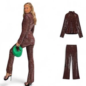 COPY - BLOGGERS FAV‼️ ZARA SEQUIN SET TOP AND PANT‼️ GORGEOUS‼️SEXY STRETCH‼️